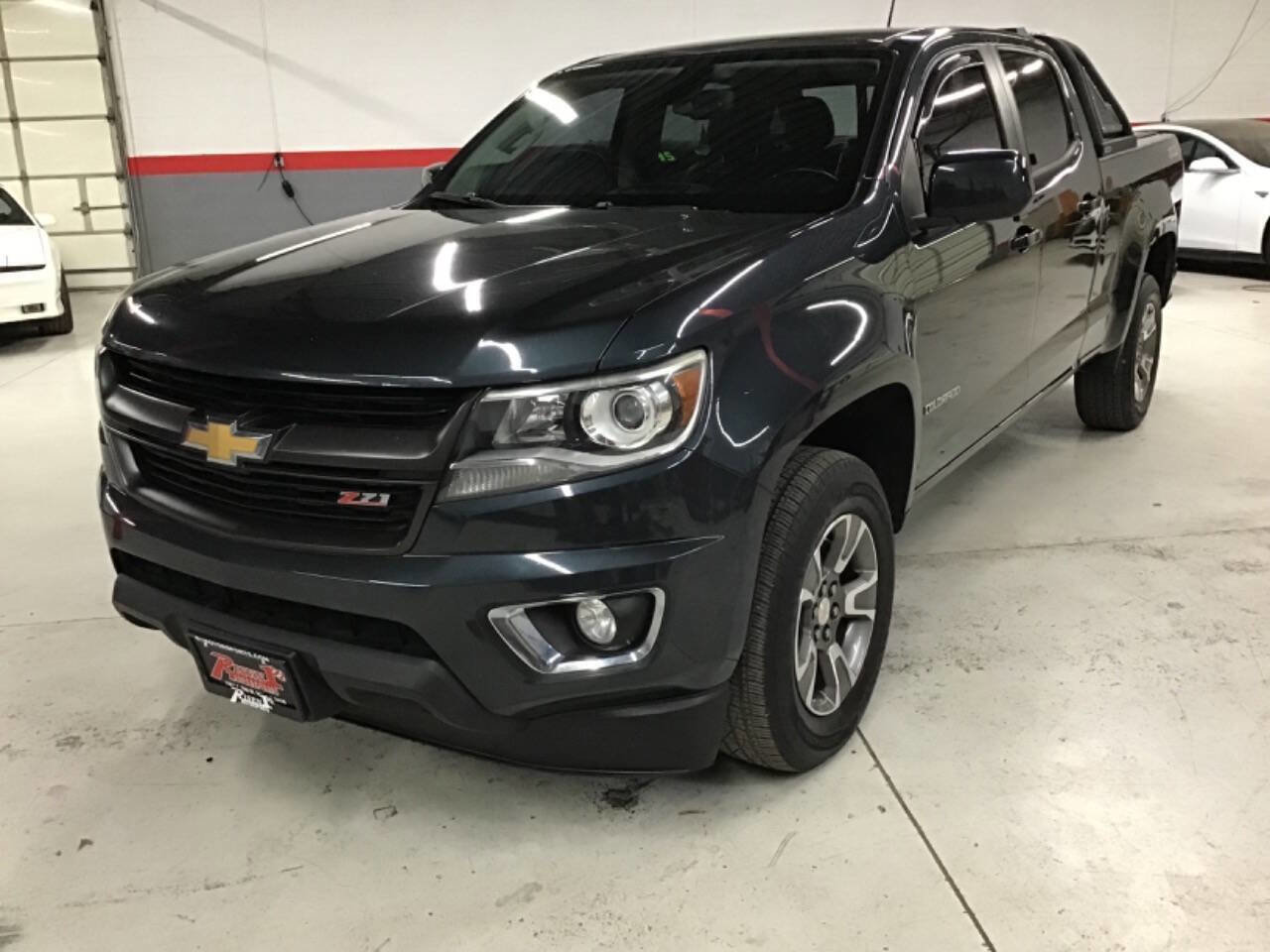 Used 2017 Chevrolet Colorado Z71 w/ LPO, Premium Interior Package AWD/4WD image 1