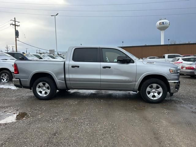 Used 2025 RAM 1500 Big Horn AWD/4WD image 2