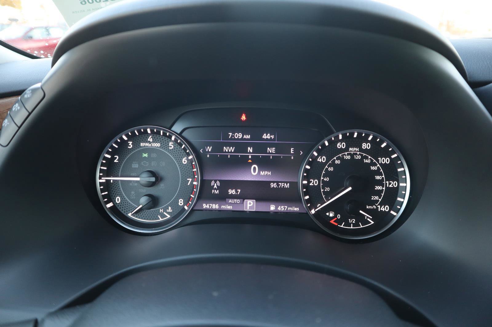 Used 2022 Nissan Armada SL image 24