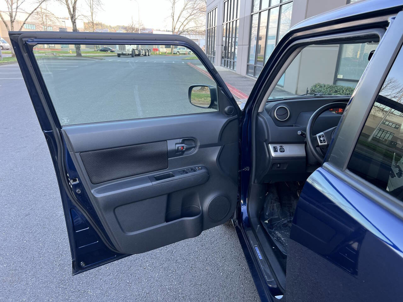 Used 2008 Scion xB image 6