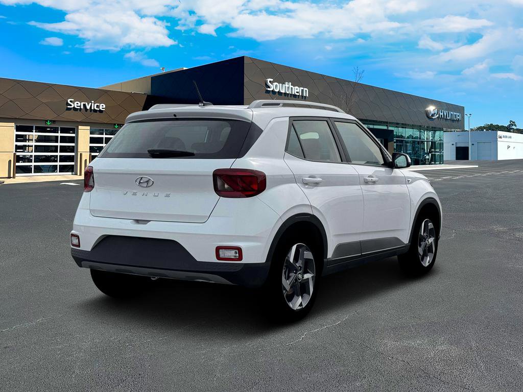 New 2026 Hyundai Venue SEL FWD image 8
