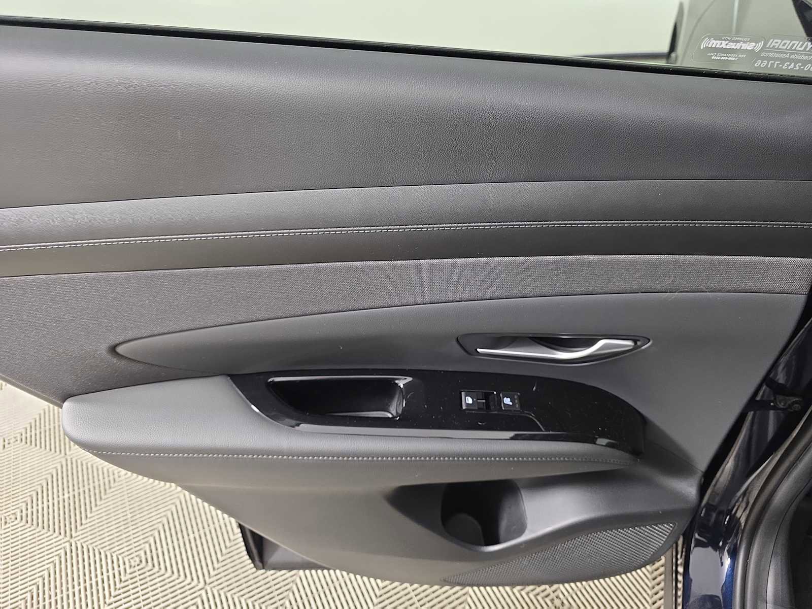 Used 2025 Hyundai Tucson Limited image 31