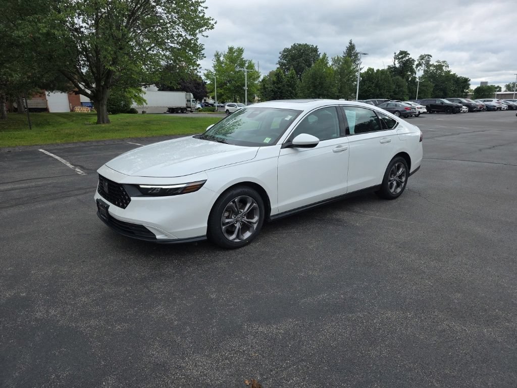 Certified 2024 Honda Accord EX image 3