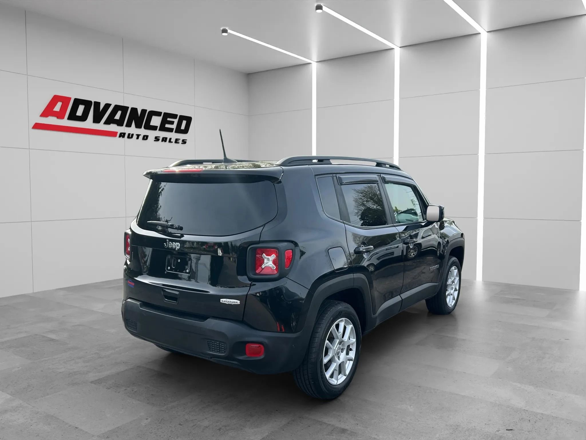 Used 2021 Jeep Renegade Latitude w/ Convenience Group image 6