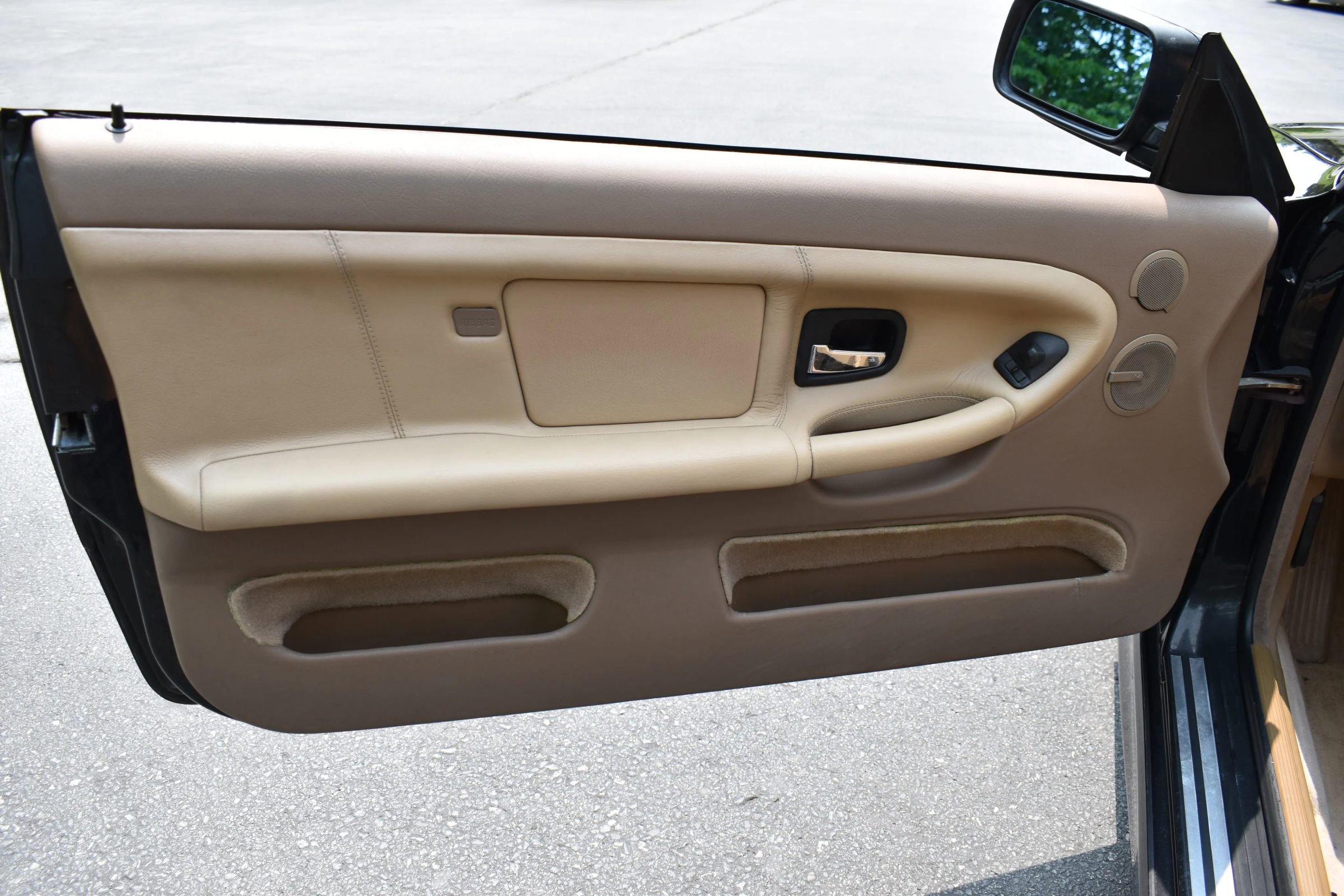 Used 1999 BMW 328i Convertible image 25