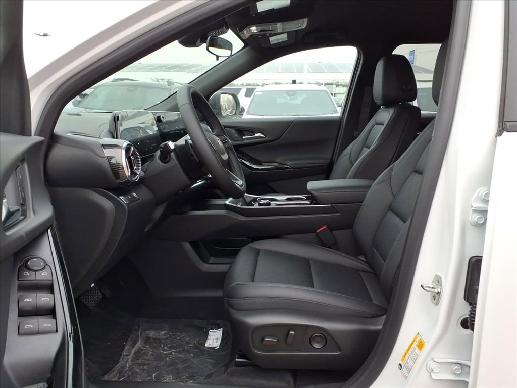 New 2026 Chevrolet Equinox LT w/ Convenience Package II image 14