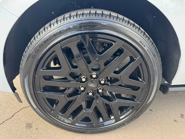 New 2026 Ford Expedition Max Platinum w/ Stealth Performance Package image 12