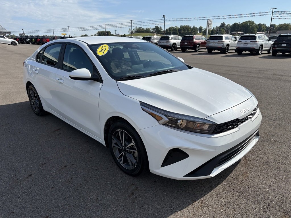 Used 2023 Kia Forte LXS FWD image 7