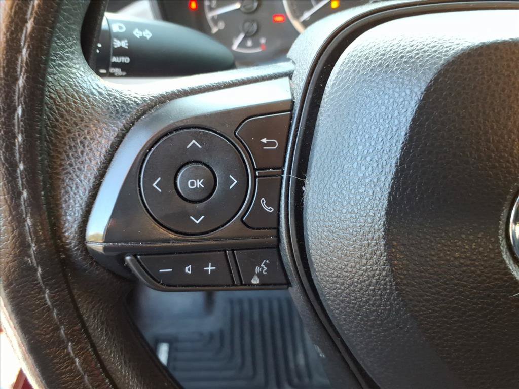 Used 2022 Toyota Corolla LE FWD image 29