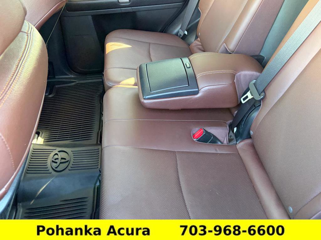 Used 2017 Toyota 4Runner Limited AWD/4WD image 29