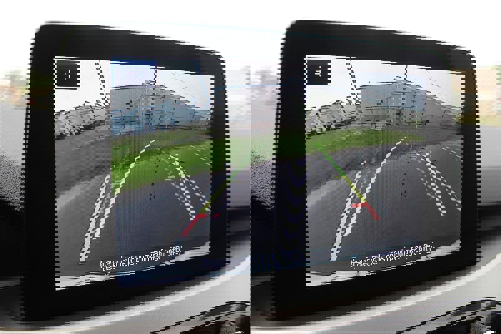 Used 2022 Ford Escape SE image 28