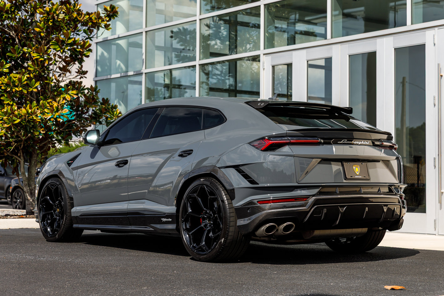 Used 2023 Lamborghini Urus Performante image 10