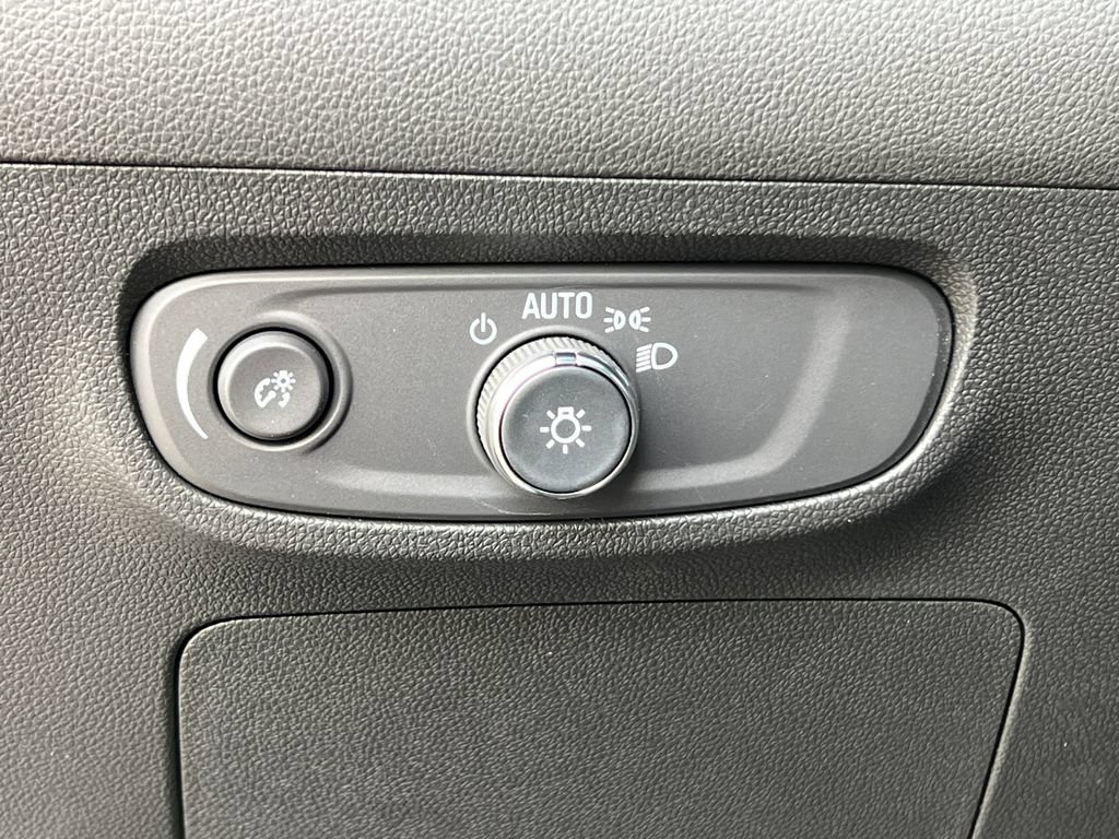 New 2026 Buick Encore GX Sport Touring w/ Comfort Package AWD/4WD image 17
