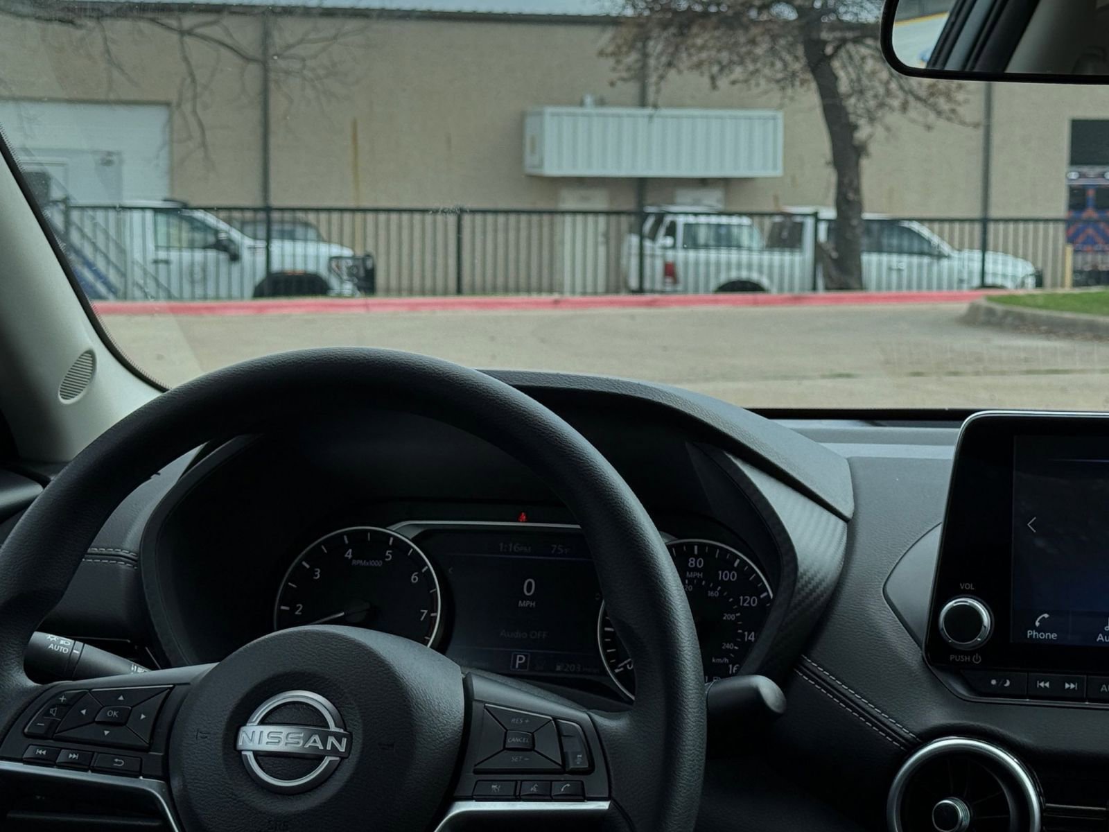 Used 2025 Nissan Sentra SV image 34