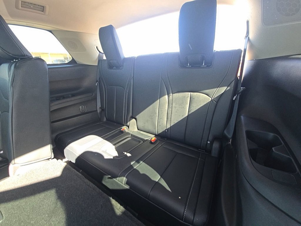 Certified 2023 INFINITI QX60 Luxe w/ Cargo Package FWD image 20