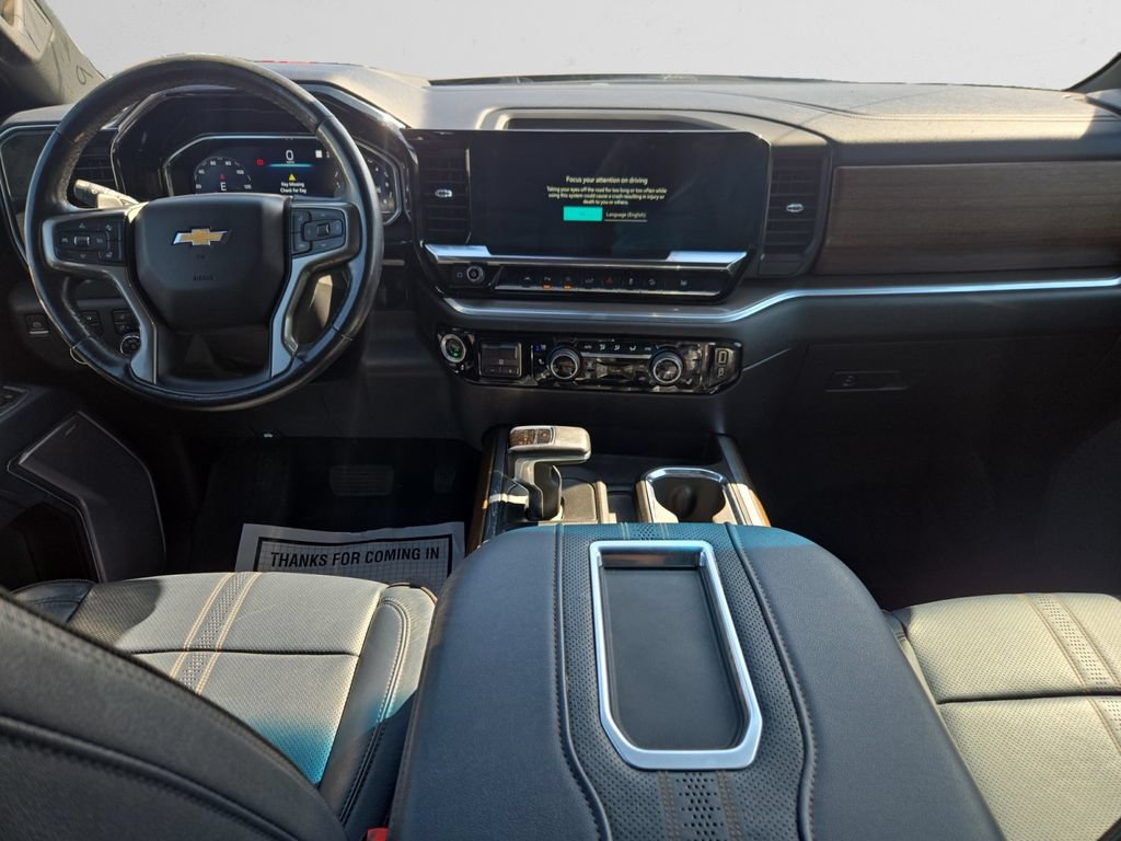 Used 2022 Chevrolet Silverado 1500 High Country w/ Z71 Off-Road Package AWD/4WD image 11