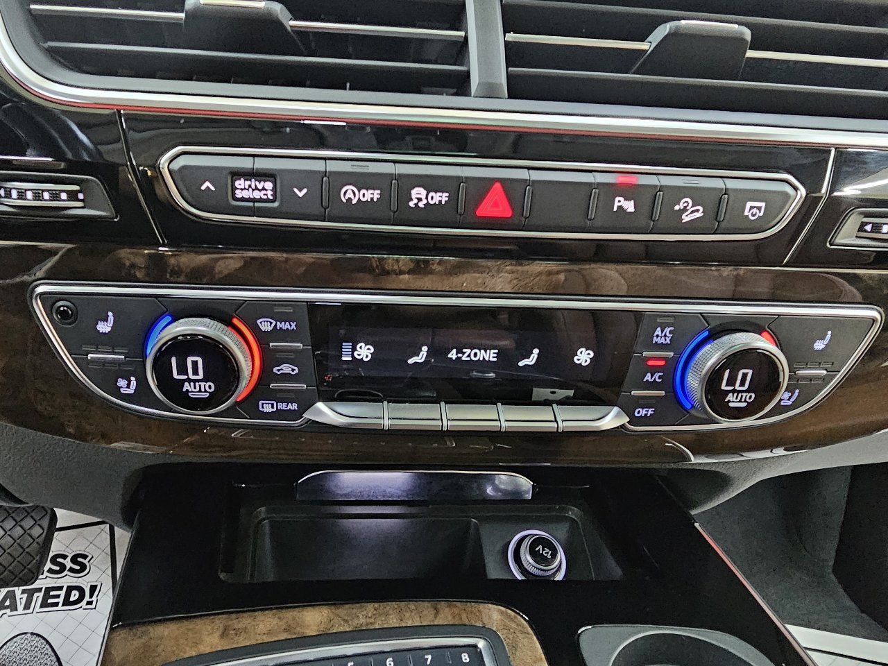 Used 2018 Audi Q7 3.0T Prestige image 36