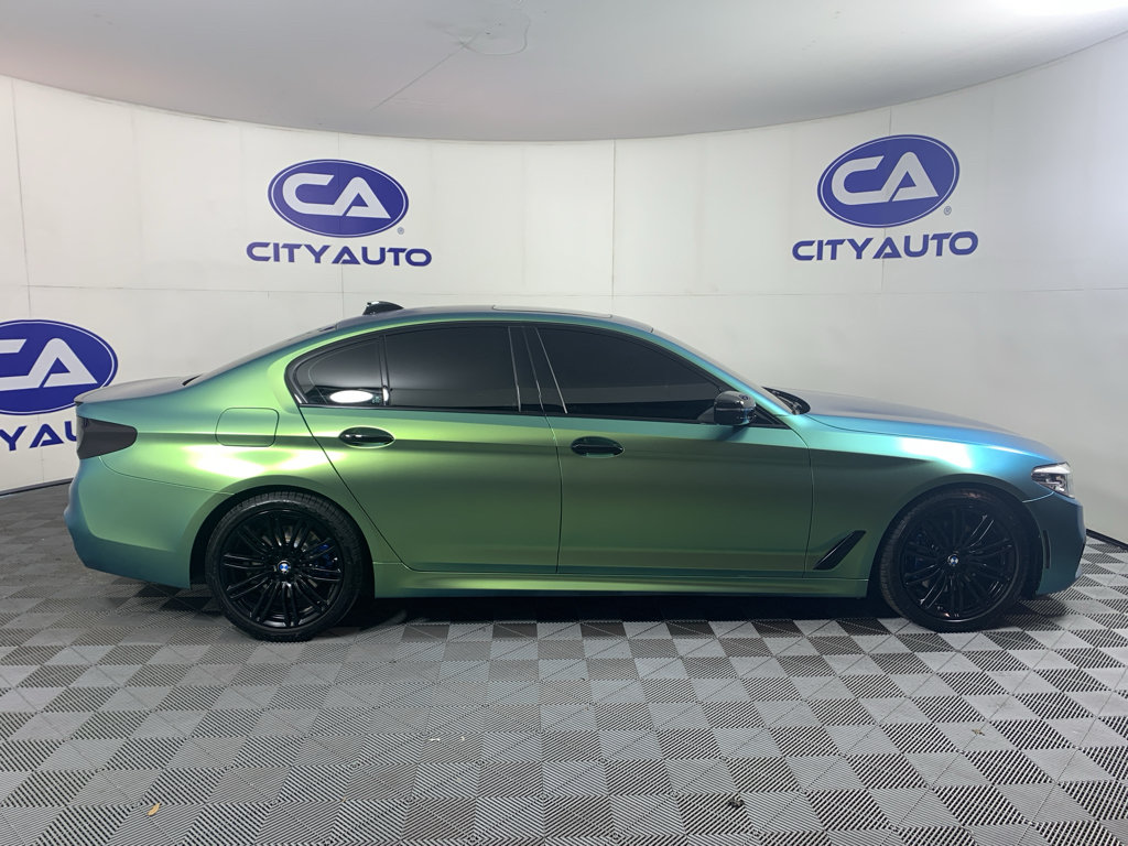 Used 2020 BMW 530i xDrive w/ M Sport Package AWD/4WD image 2
