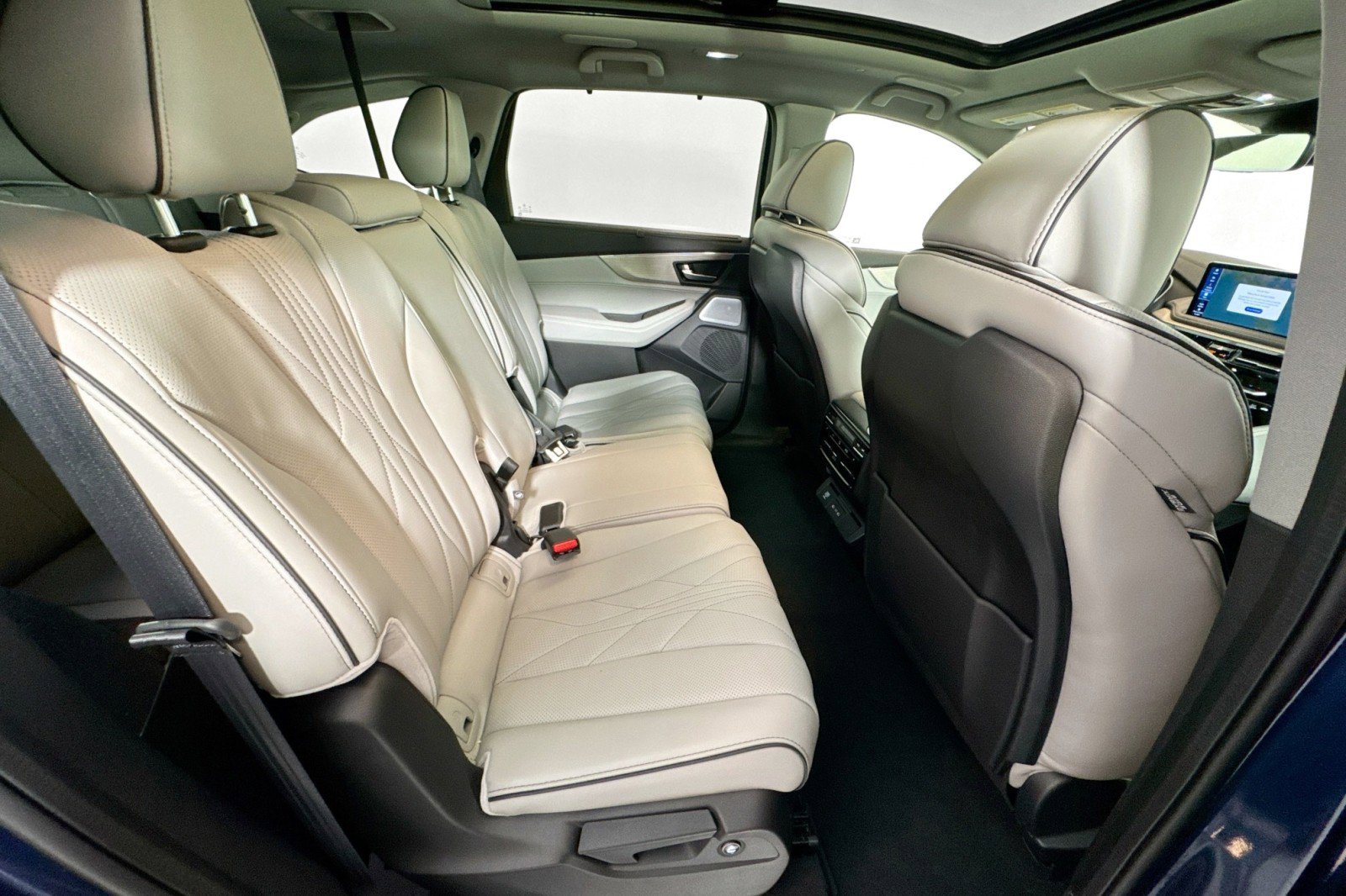 Used 2026 Acura MDX SH-AWD w/ Advance Package image 27