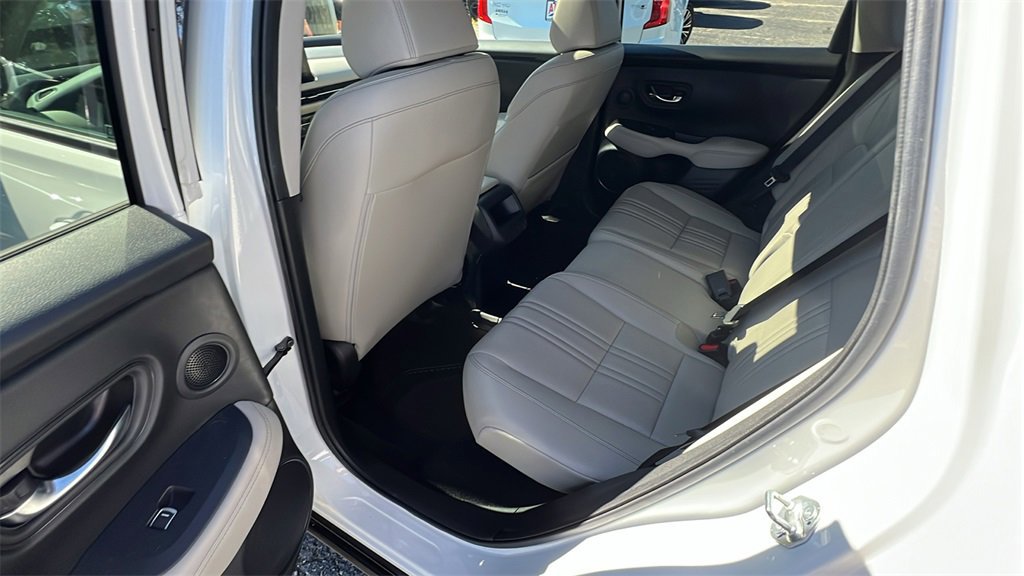 Used 2023 Honda HR-V EX-L image 21