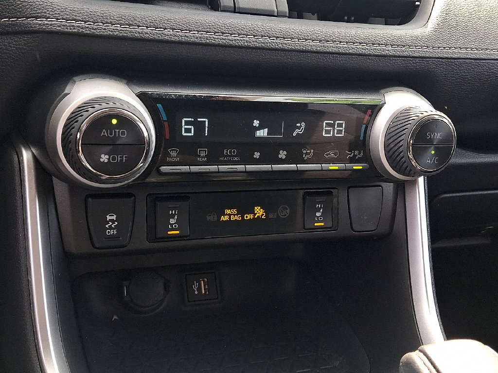 Used 2024 Toyota RAV4 XLE w/ Convenience Package AWD/4WD image 19