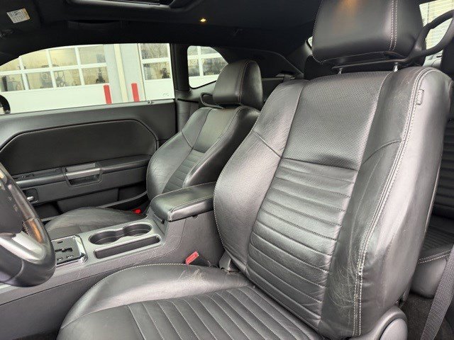 Used 2012 Dodge Challenger R/T Plus image 13