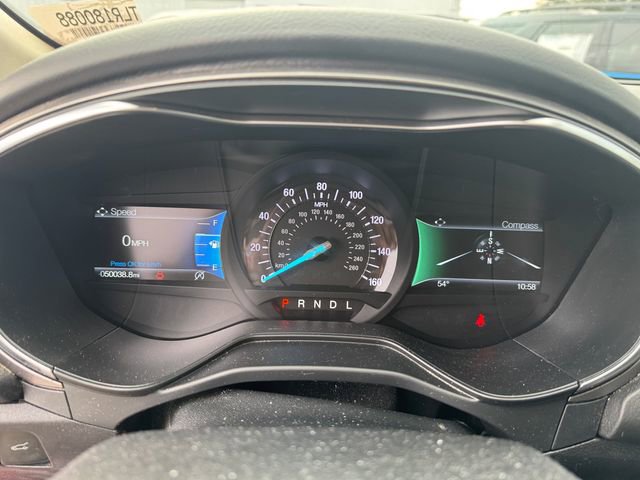 Used 2020 Ford Fusion SE image 17