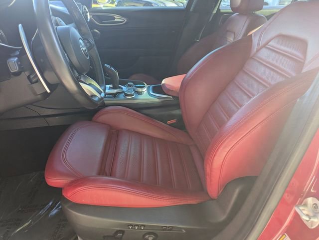 Used 2022 Alfa Romeo Giulia Veloce image 42