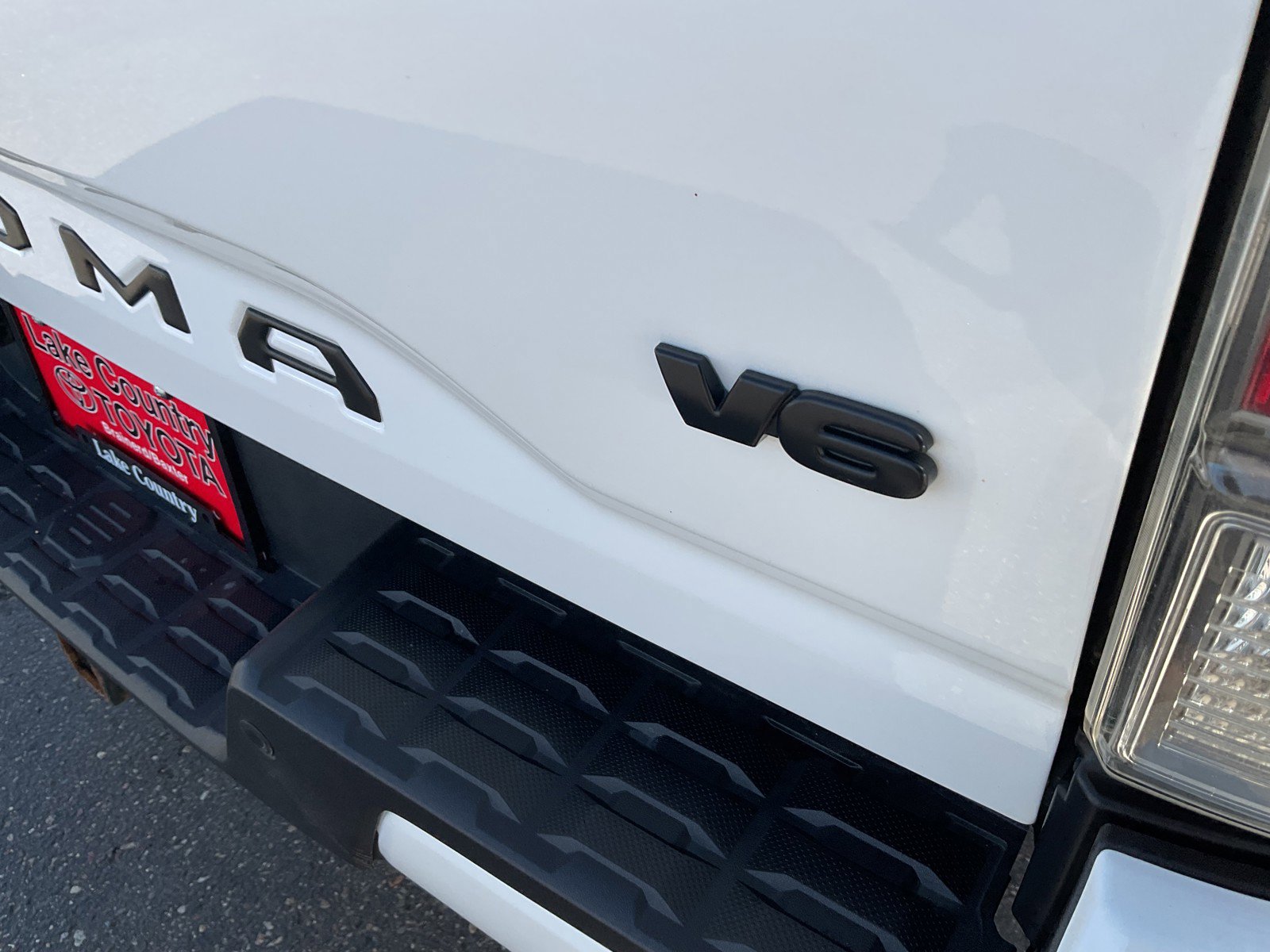 Used 2020 Toyota Tacoma TRD Off-Road w/ TRD Premium Off Road Package image 10