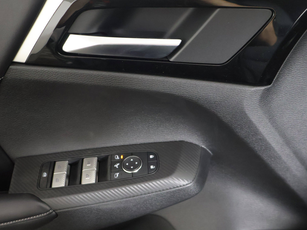 New 2026 Mitsubishi Outlander SE FWD image 36