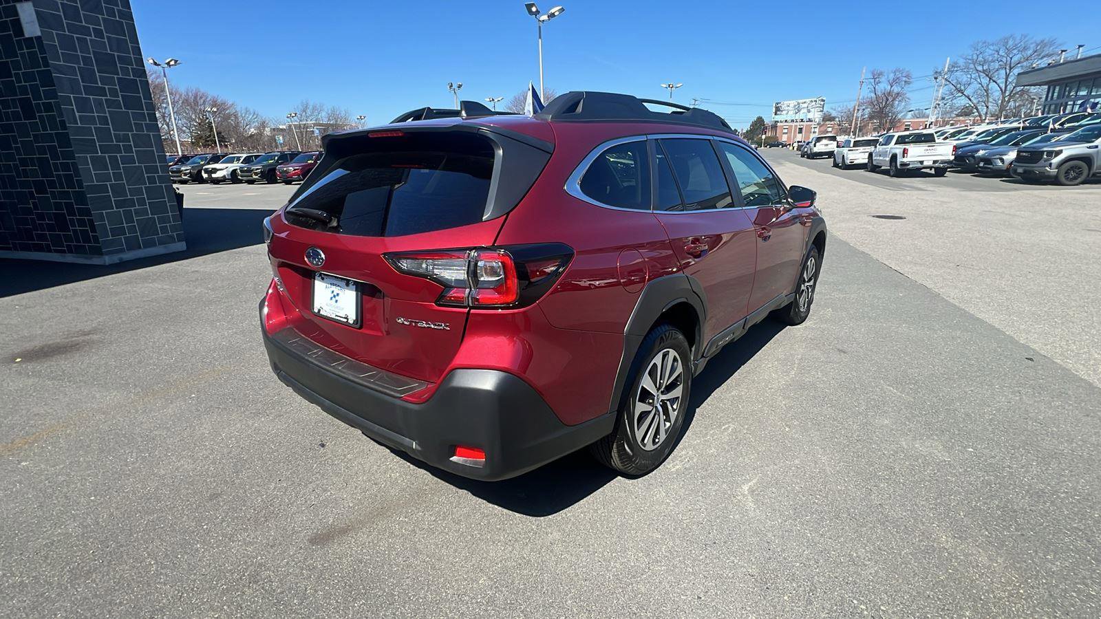 Certified 2025 Subaru Outback Premium image 7