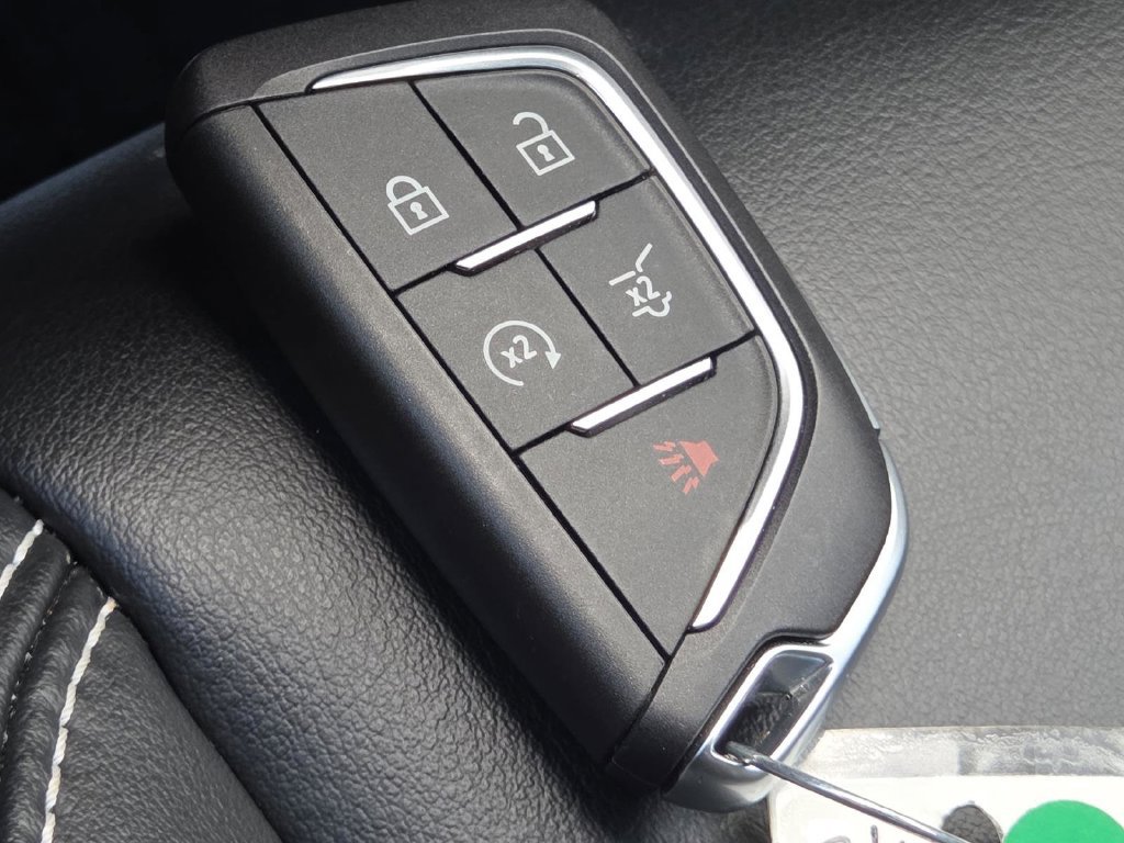 Used 2024 Cadillac Lyriq Tech w/ Driver Assist Package AWD/4WD image 35