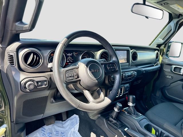 Used 2022 Jeep Wrangler Sport AWD/4WD image 10