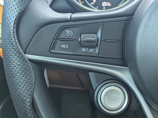 Used 2019 Alfa Romeo Giulia Ti w/ TI Performance Package RWD image 25