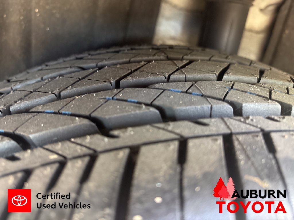 Certified 2024 Toyota Camry SE FWD image 27