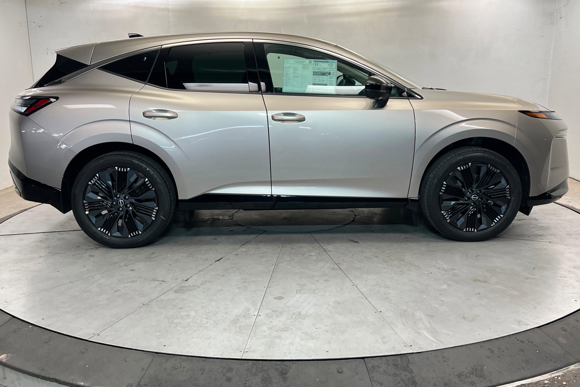 New 2026 Nissan Murano Platinum w/ Cargo Package AWD/4WD image 6