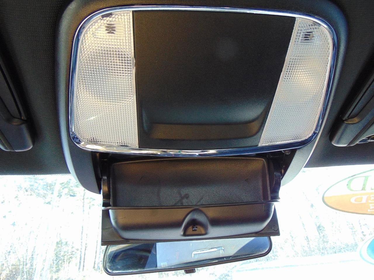 Used 2022 Dodge Charger SXT image 36