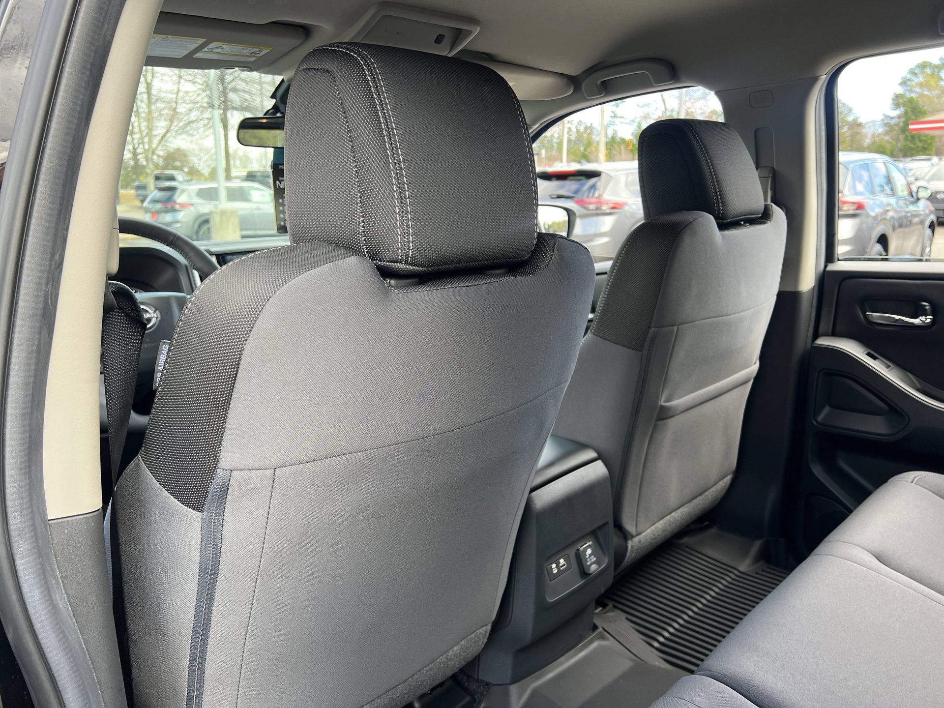 New 2026 Nissan Frontier SV w/ SV Convenience Package RWD image 18