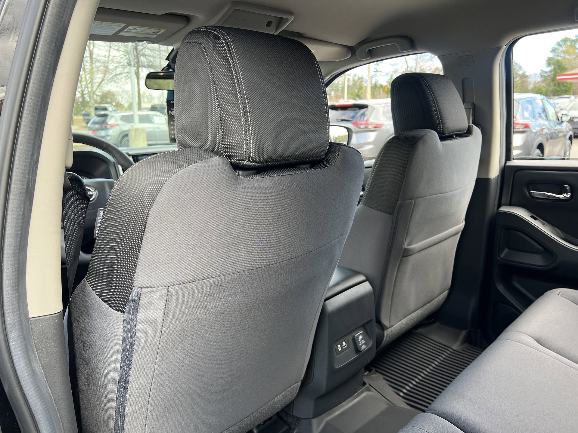New 2026 Nissan Frontier SV image 18