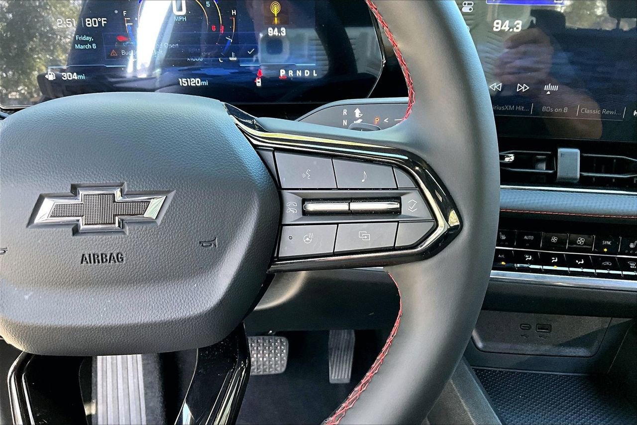 Used 2025 Chevrolet Equinox RS w/ Convenience Package III image 11