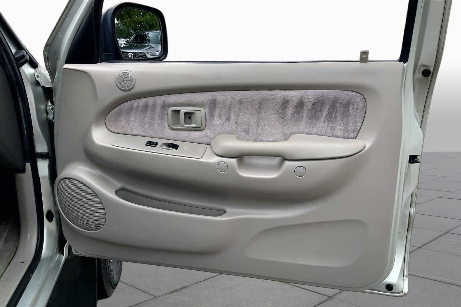 Used 2003 Toyota Tacoma PreRunner RWD image 19