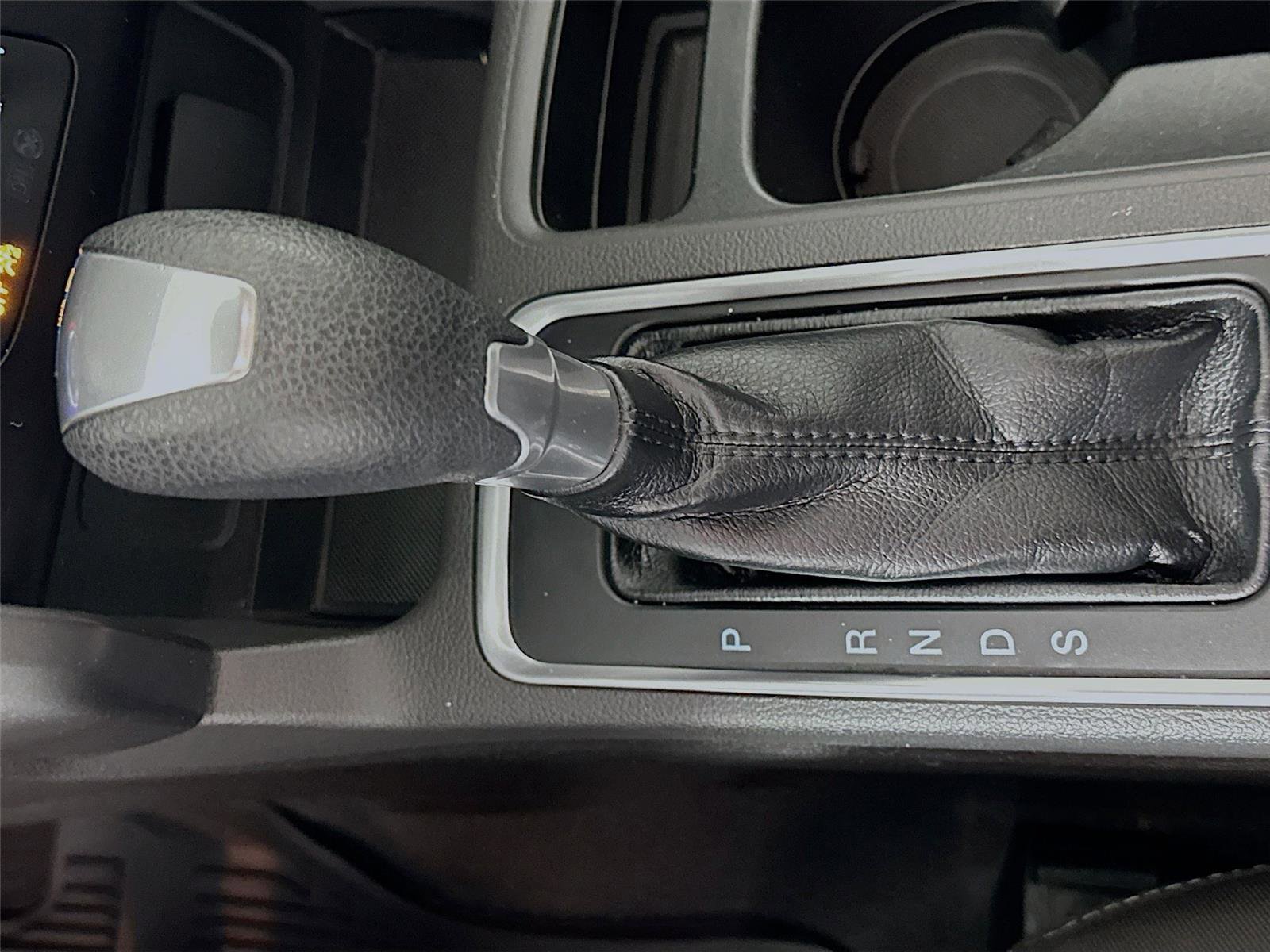 Used 2017 Ford Escape SE w/ Equipment Group 201A image 15