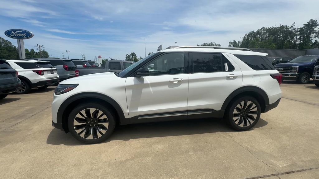 New 2026 Ford Explorer Platinum AWD/4WD image 3