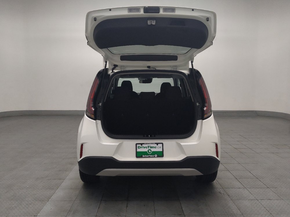 Used 2025 Kia Soul LX image 29