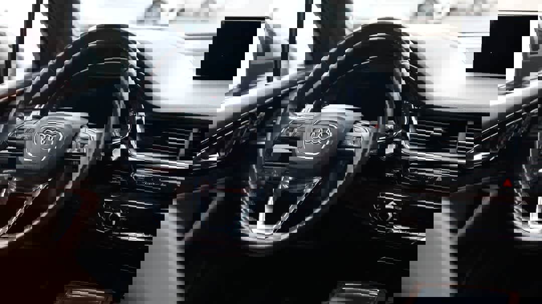 Used 2018 Audi Q7 3.0T Prestige w/ Prestige Package image 18