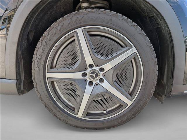 Used 2023 Mercedes-Benz EQE 500 4MATIC SUV w/ Exclusive Trim Package image 20