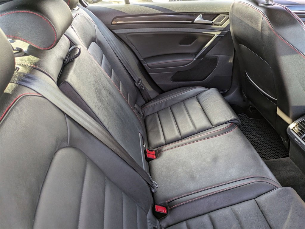 Used 2017 Volkswagen GTI SE image 35
