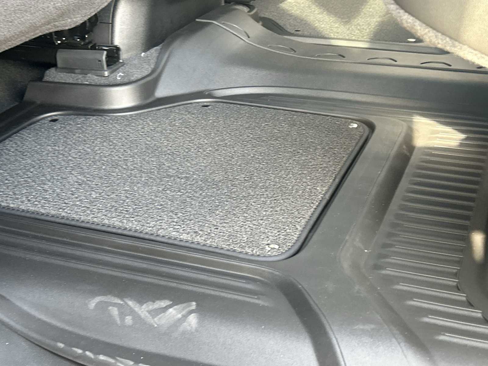 New 2026 GMC Sierra 2500 AT4 image 35