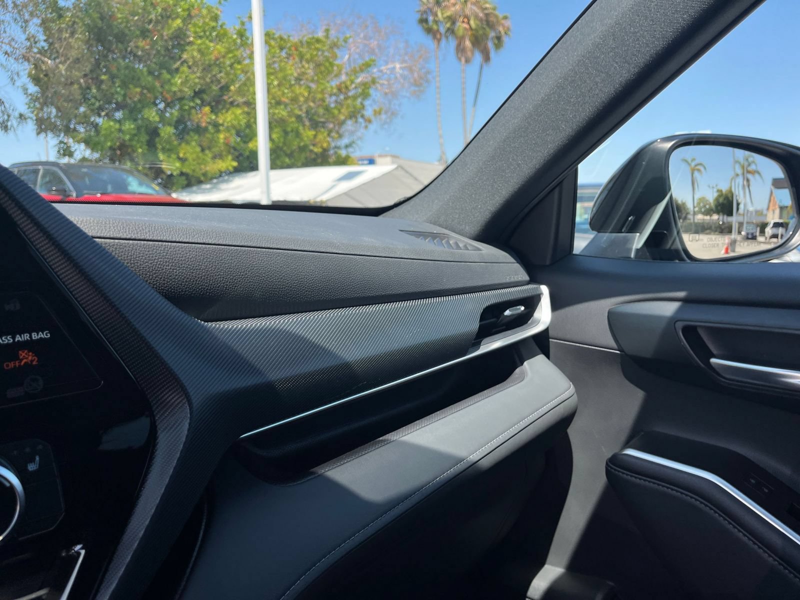 Used 2025 Toyota Highlander XSE AWD/4WD image 38