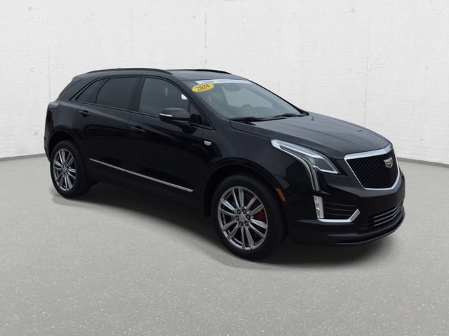 Certified 2024 Cadillac XT5 Sportv w/ LPO, Floor Liner Package AWD/4WD image 3